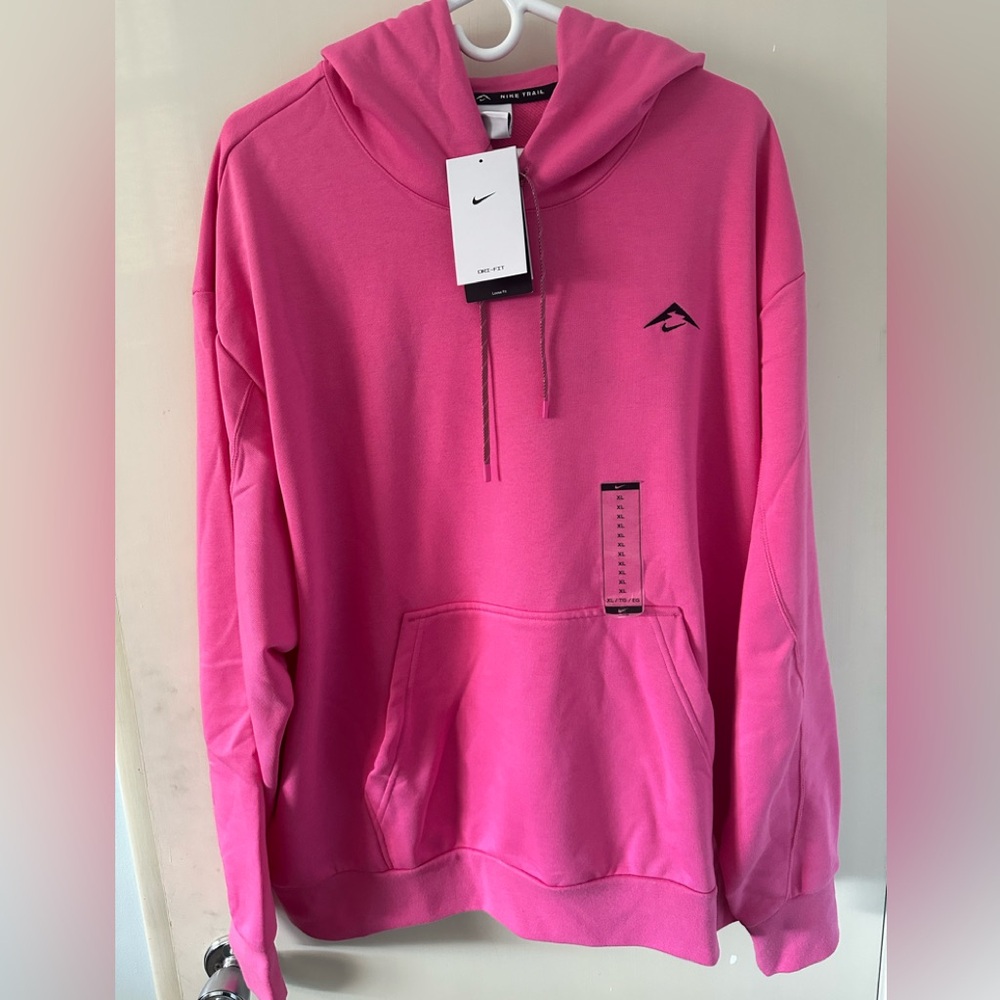Nike Men’s Trail Magic Hour Dri Fit Running Pullover Hooded Sweatshirt
